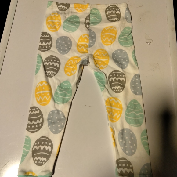 Carter's Baby boy Easter Egg Themed Pajama set. - Picture 3 of 3
